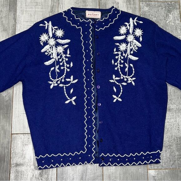 Vtg Cardigan Beaded Floral Navy Blue White Hand Made Cottagecore Lined Jacket M - Picture 8 of 15